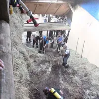 1881993980-feuerwehr-gefahrgutunfall-rga6.jpg